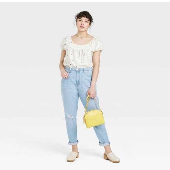 🆕👖Mid-Rise Boyfriend Jeans, Universal Thread - Picture 1 of 3